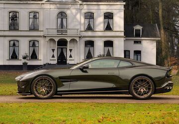 Aston Martin Vanquish 2.533 km 477.950 &euro; Nunspeet 
