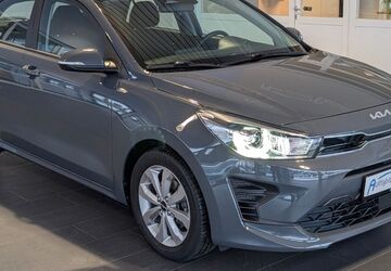Kia Rio 27.173 km 14.950 &euro; Achim Bierden 28832