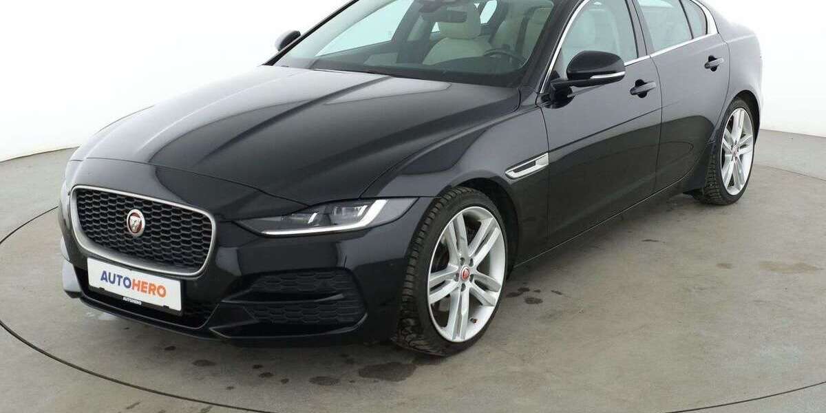 Jaguar XE 82.834 km 24.760 &euro; Köln 50739