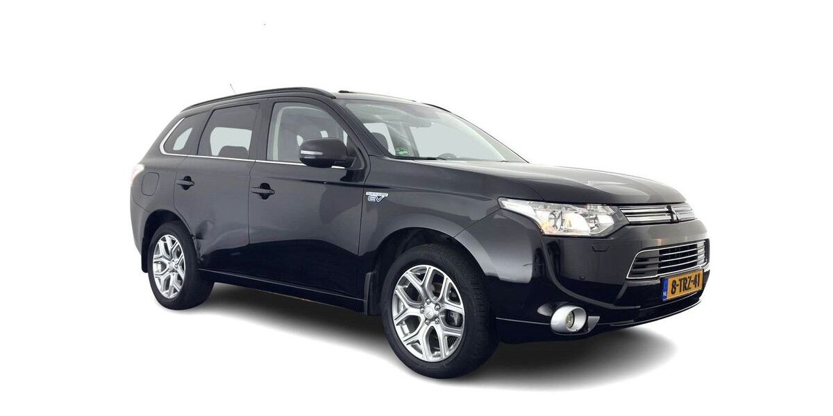 Mitsubishi Plug-in Hybrid Outlander 223.053 km 8.445 &euro; Teuge/Holland 7395S