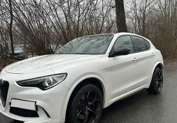 Alfa Romeo Stelvio 100.000 km 41.900 &euro; Köln 51103