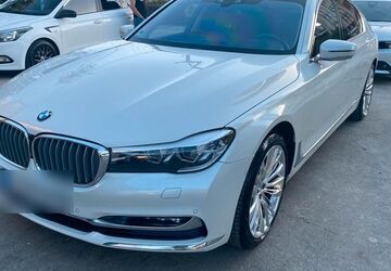 BMW 750 229.000 km 26.000 &euro; Essenbach 84051