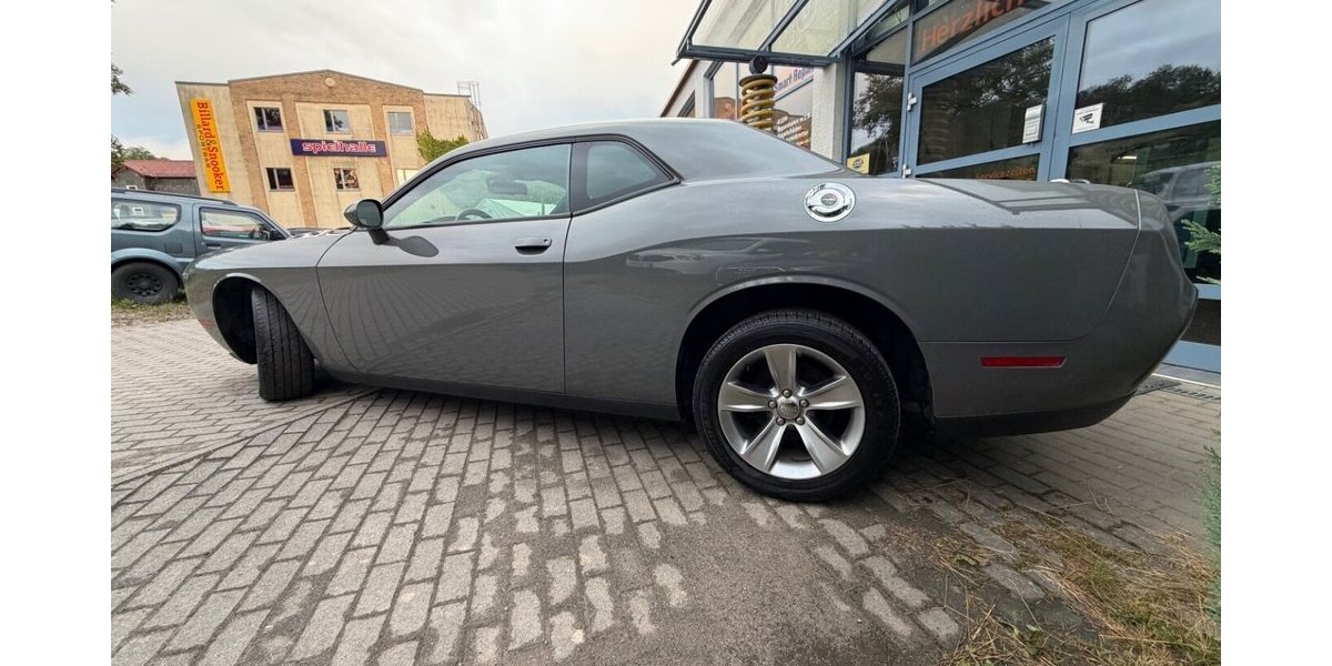 Dodge Challenger 108.000 km 21.500 &euro; Rudolstadt 07407