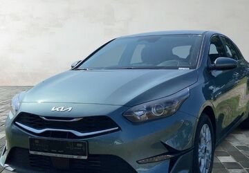 Kia ceed / Ceed 2.222 km 24.298 &euro; Dessau-Roßlau 06862