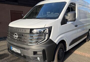 Nissan Interstar 8.372 km 28.480 &euro; Hilchenbach 57271