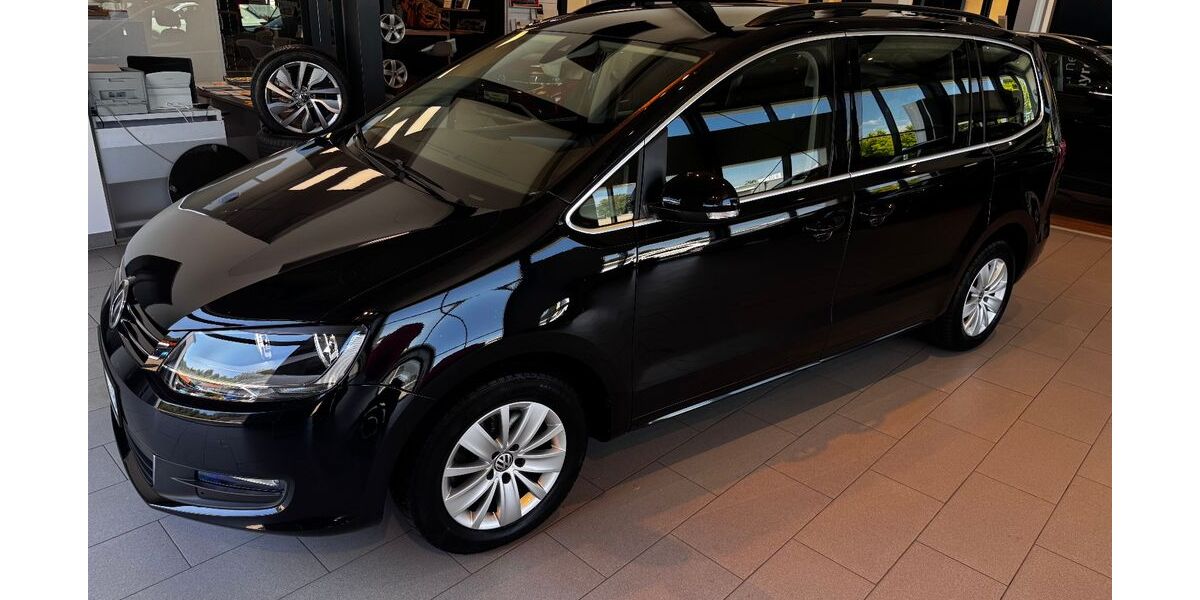 VW Sharan 51.698 km 26.990 &euro; Bad Endorf 83093
