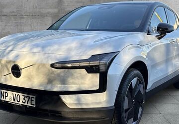 Volvo EX30 1.650 km 49.490 &euro; Berlin Tegel 13509