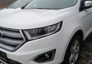Ford Edge 147.000 km 13.999 &euro; Regensburg-Bernhardswald 93170