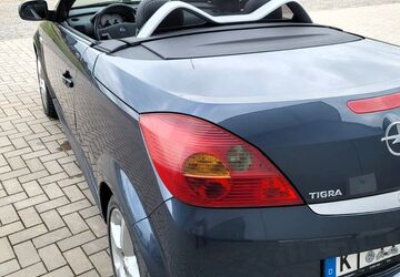 Opel Tigra 124.323 km 3.750 &euro; Rüdenhausen 97355