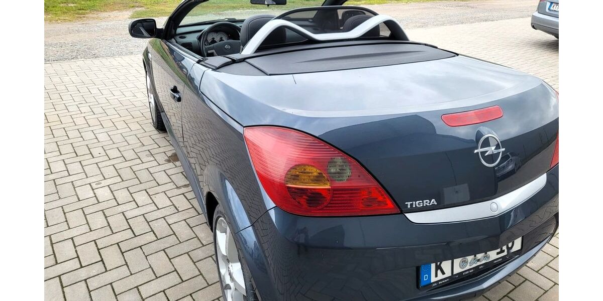 Opel Tigra 124.323 km 3.750 &euro; Rüdenhausen 97355