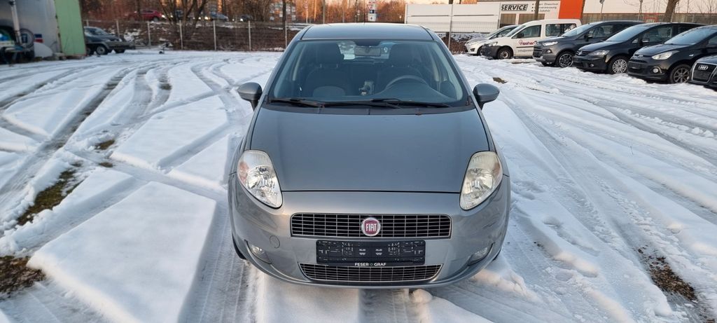 Fiat Grande Punto 64.500 km 4.500 &euro; Sulzbach-Rosenberg. 92237