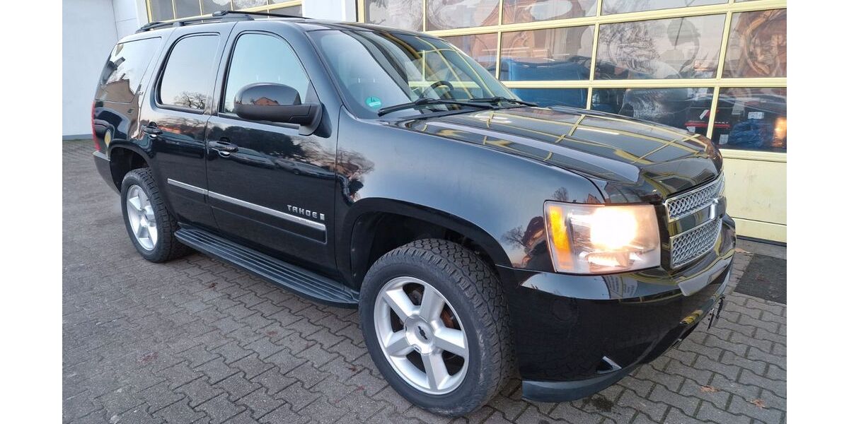 Chevrolet Tahoe 304.000 km 13.850 &euro; Rathenow 14712