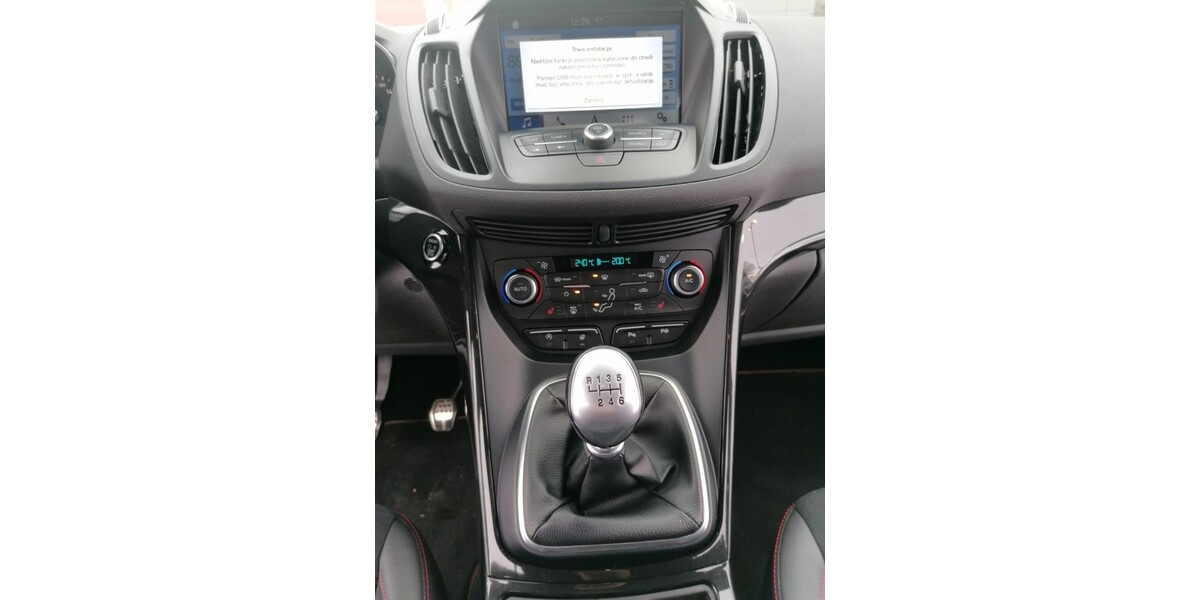 Ford Kuga 128.000 km 12.600 &euro; Wolfenbüttel 38300