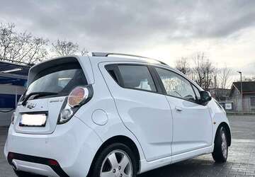 Chevrolet Spark 119.000 km 3.650 &euro; Wiesbaden 65203