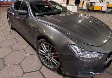 Maserati Ghibli 132.000 km 19.900 &euro; Berlin 13437