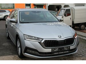 Skoda Octavia Combi 1,5TSi m-HEV AHK SOFORT !!!! 9 km 32.450 &euro; Bonn 53225