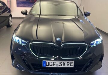 BMW i5 10.100 km 59.900 &euro; Dingolfing 84130