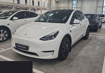 Tesla Model Y 47.867 km 37.200 &euro; Hanau 63457