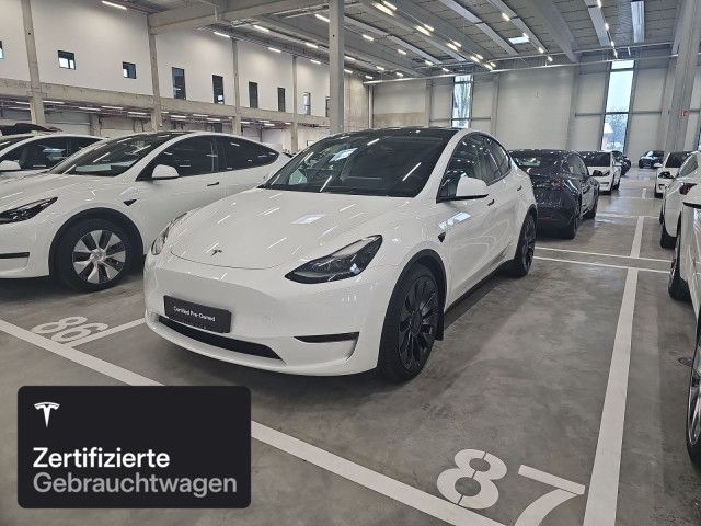 Tesla Model Y 47.867 km 37.200 &euro; Hanau 63457
