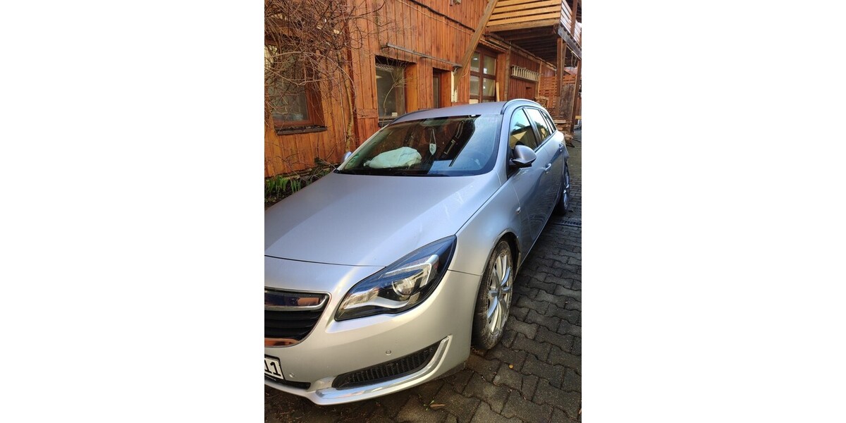 Opel Insignia Sports Tourer 180.000 km 3.500 &euro; Bad Urach 72574