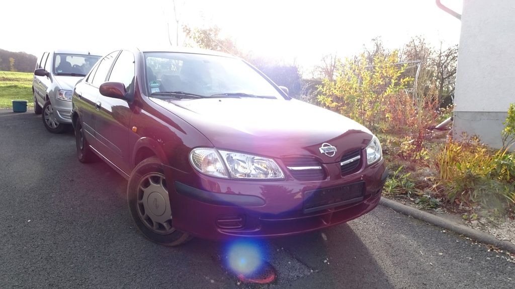Nissan Almera 115.000 km 799 &euro; Jena 07749