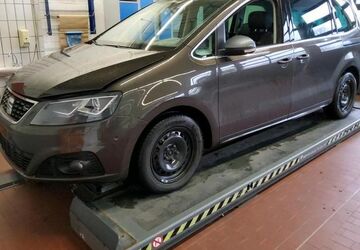 Seat Alhambra 58.800 km 34.880 &euro; Fürth 90763