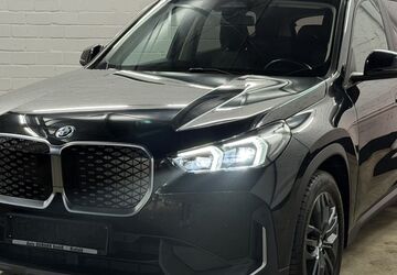 BMW iX1 59.854 km 31.250 &euro; Krefeld 47805