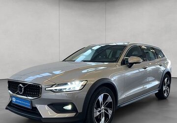 Volvo V60 Cross Country 15.839 km 42.750 &euro; Frankfurt am Main 60486