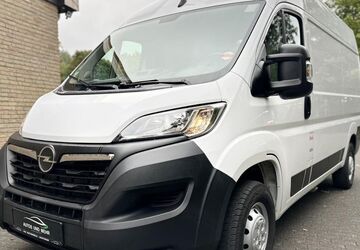 Opel Movano 42.000 km 16.499 &euro; Paderborn 33100
