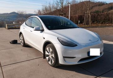 Tesla Model Y 48.000 km 32.242 &euro; Lennestadt 57368