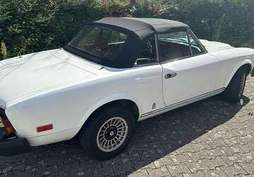 Fiat 124 Spider 114.300 km 16.900 &euro; Ladenburg 68526