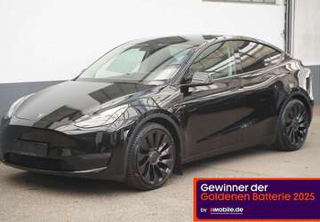 Tesla Model Y 62.456 km 35.950 &euro; Mönchengladbach 41236