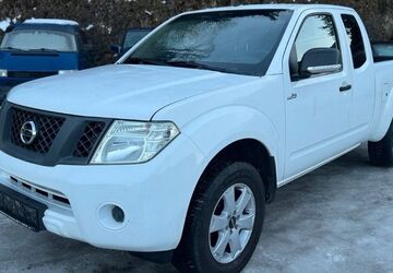 Nissan Navara 167.500 km 8.350 &euro; Grassau 83224