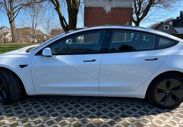 Tesla Model 3 48.400 km 26.500 &euro; Kürten 51515