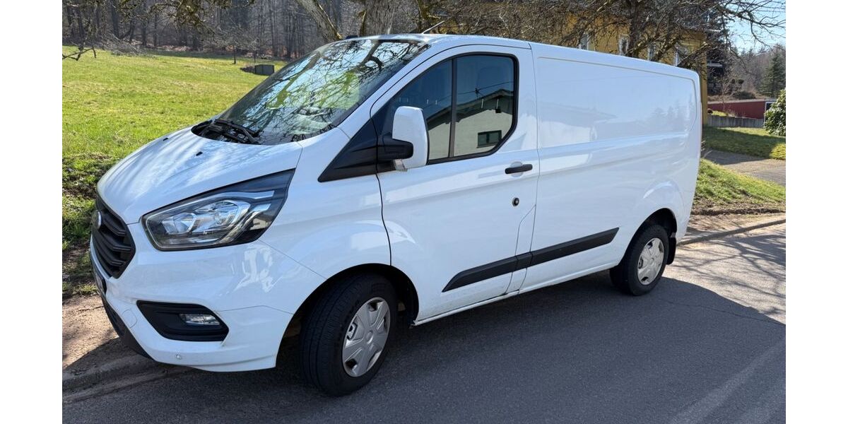 Ford Transit Custom 129.000 km 18.900 &euro; Neuhütten Keine E-Mail 54422