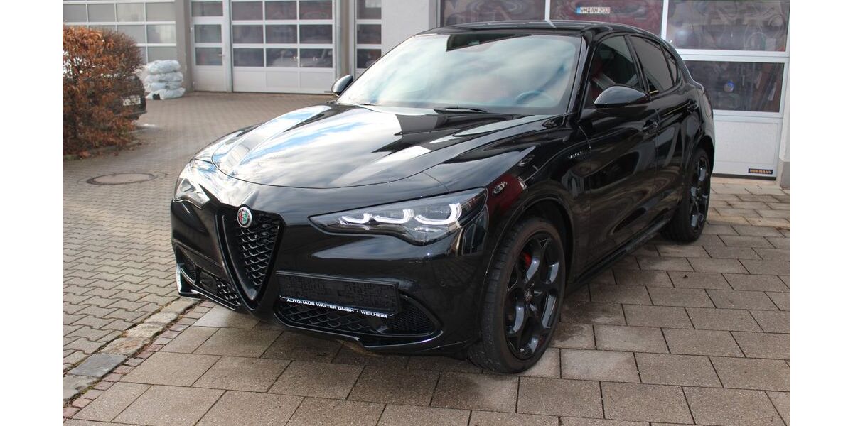 Alfa Romeo Stelvio 76.000 km 32.900 &euro; Weilheim 82362