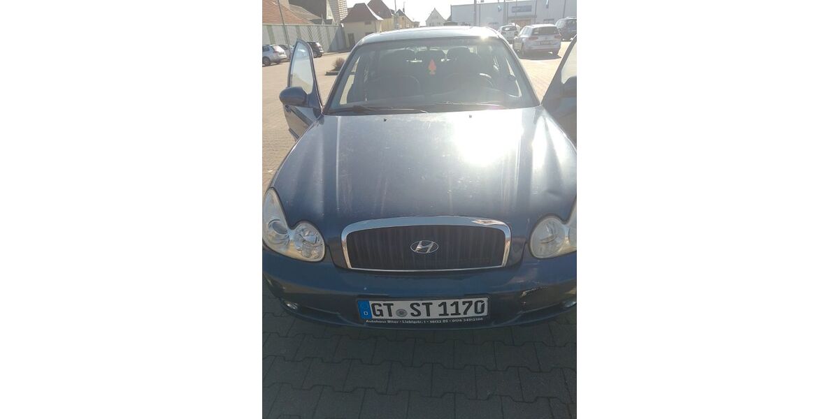 Hyundai SONATA 165.000 km 1.900 &euro; Versmold 33775