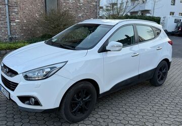 Hyundai ix35 193.000 km 9.200 &euro; Würselen 52146