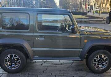 Suzuki Jimny 42.300 km 28.950 &euro; Düsseldorf, Stadt 40545