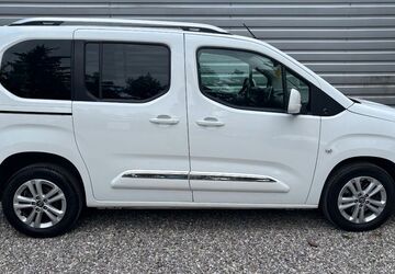 Toyota Proace City 106.550 km 17.999 &euro; Haar/München 85540