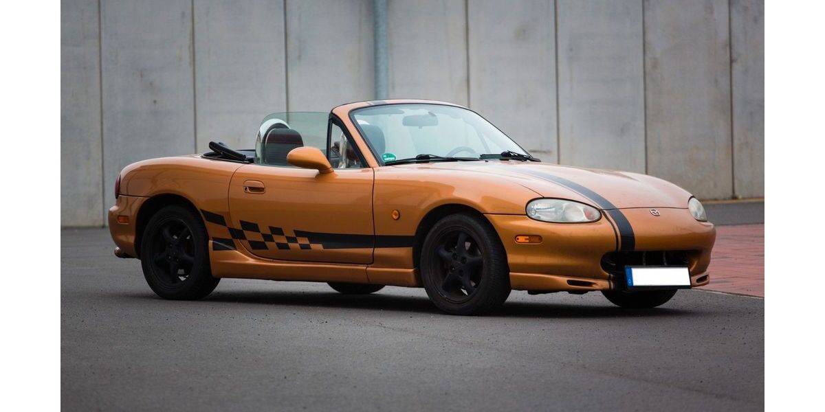 Mazda MX-5 167.000 km 5.799 &euro; Samtens 18573