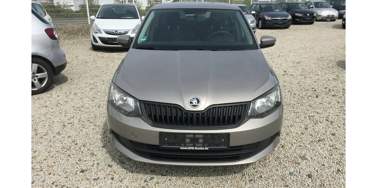 Skoda Fabia Kombi,Klima,8 Fach Bereift! Tüv Neu! 195.000 km 6.400 &euro; Himmelkron 95502