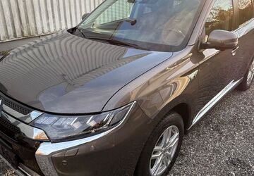 Mitsubishi Outlander 97.000 km 17.990 &euro; Ottenhofen 85570
