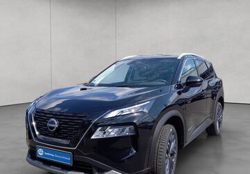 Nissan X-Trail 2.913 km 37.590 &euro; Frankfurt 60386