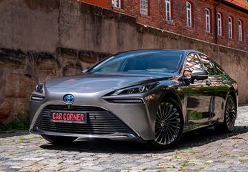 Toyota Mirai 1.500 km 22.500 &euro; Haag 91126