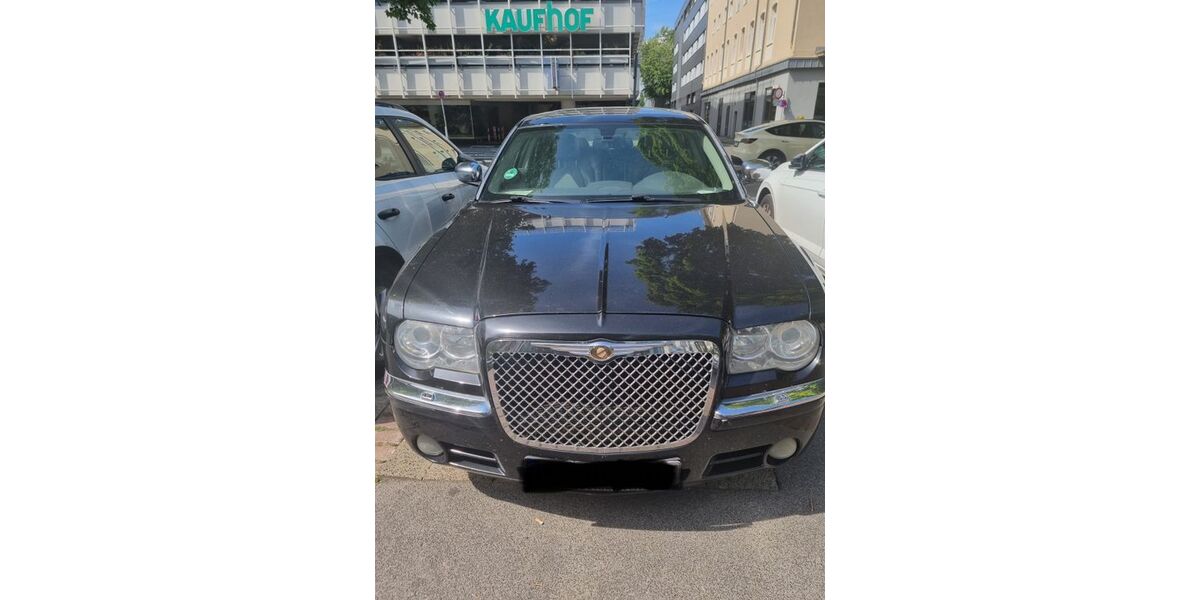 Chrysler 300C 345.000 km 3.770 &euro; Krefeld 47798