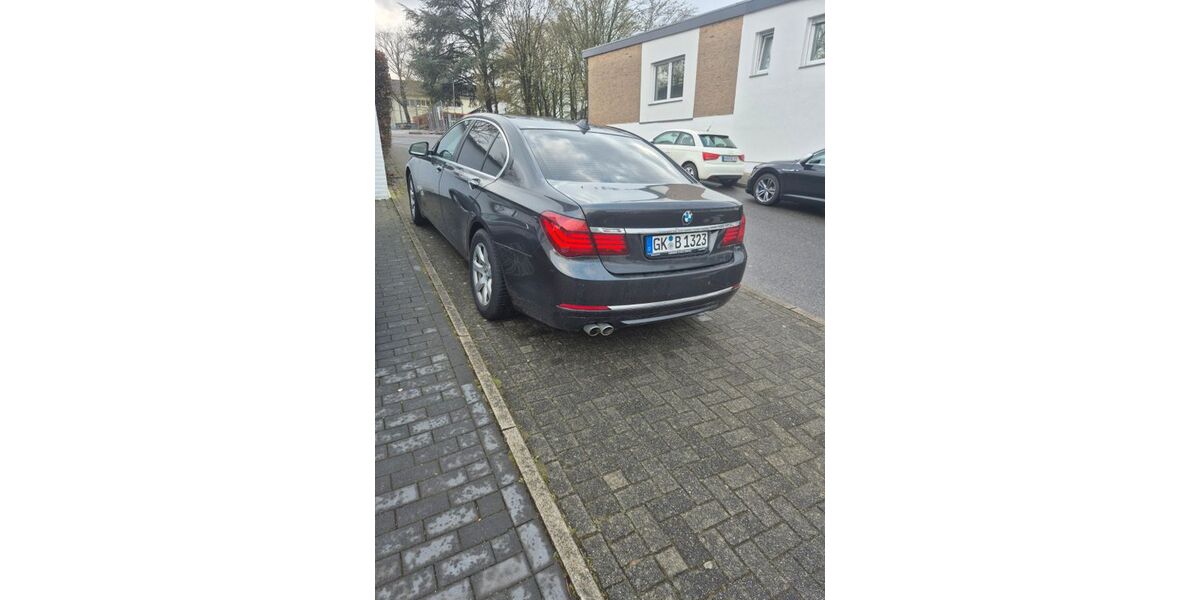 BMW 730 338.000 km 10.900 &euro; Geilenkirchen 52511
