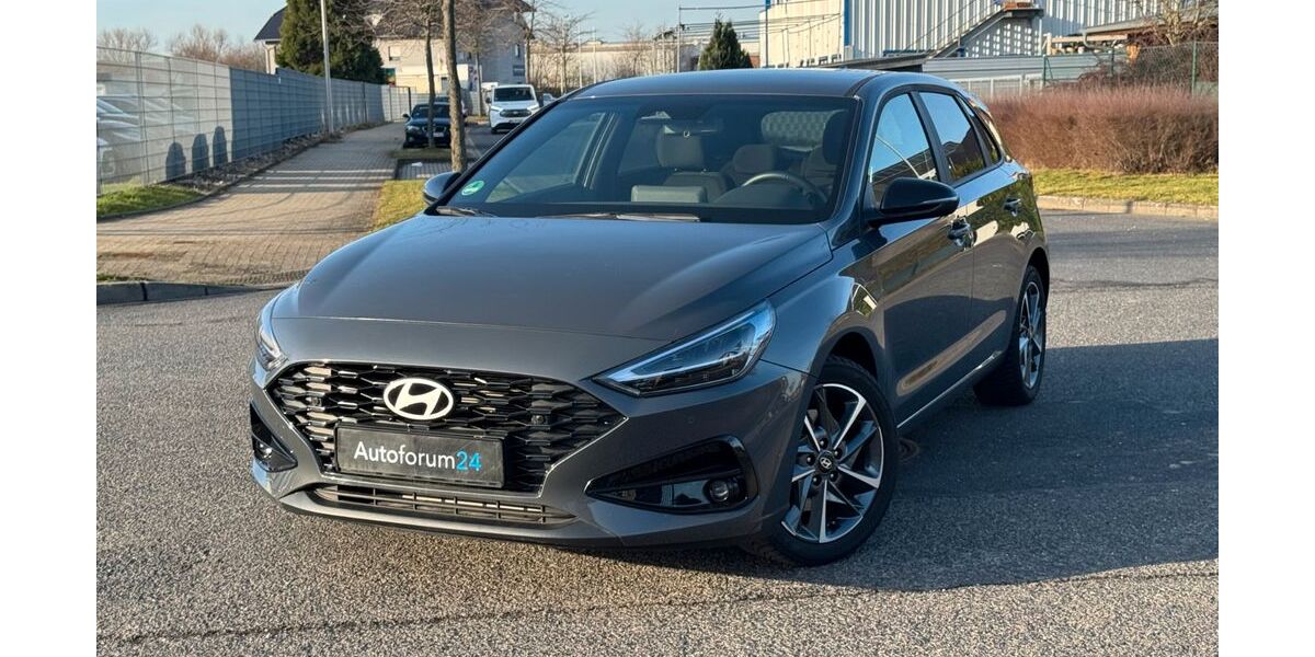 Hyundai i30 14.000 km 20.899 &euro; Jülich 52428