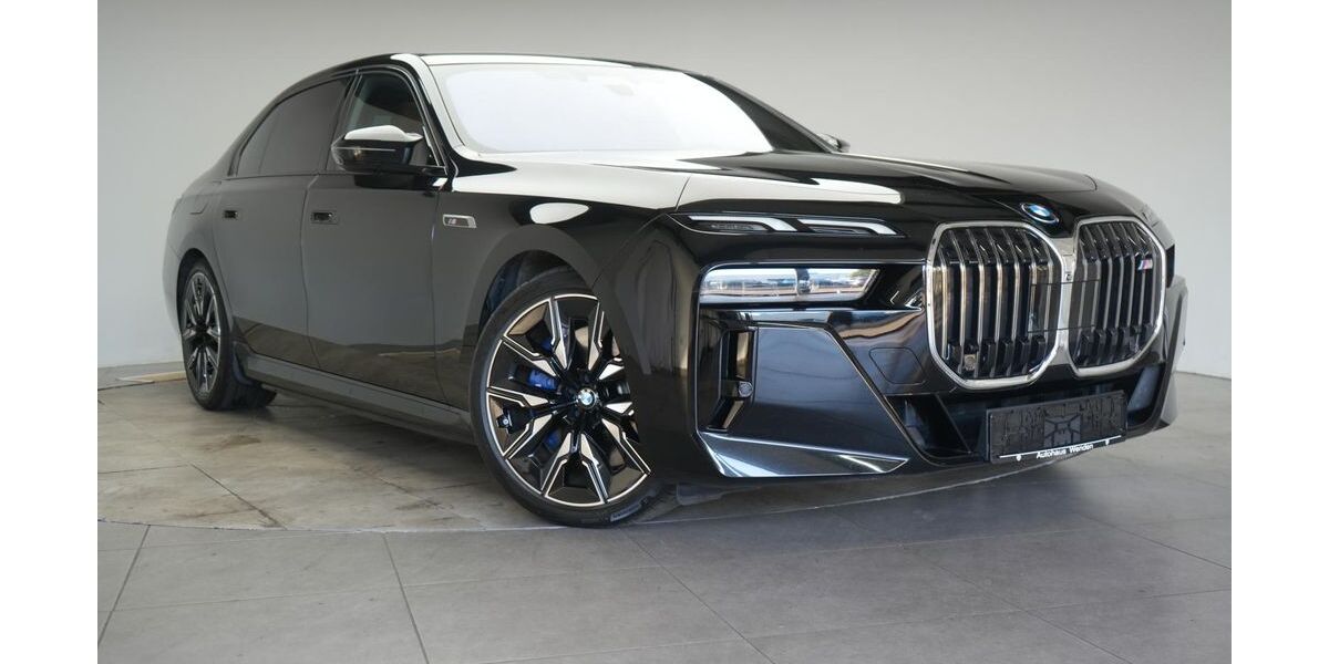 BMW i7 65.000 km 93.490 &euro; Braunschweig 38110
