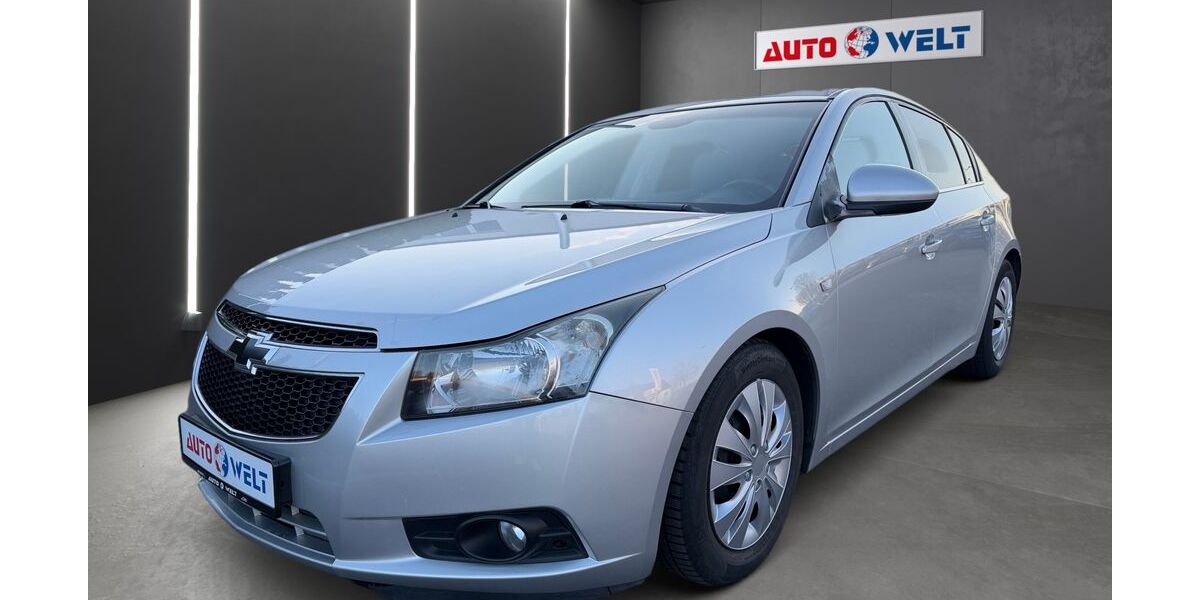 Chevrolet Cruze 101.667 km 6.490 &euro; Sandersdorf Brehna 06796